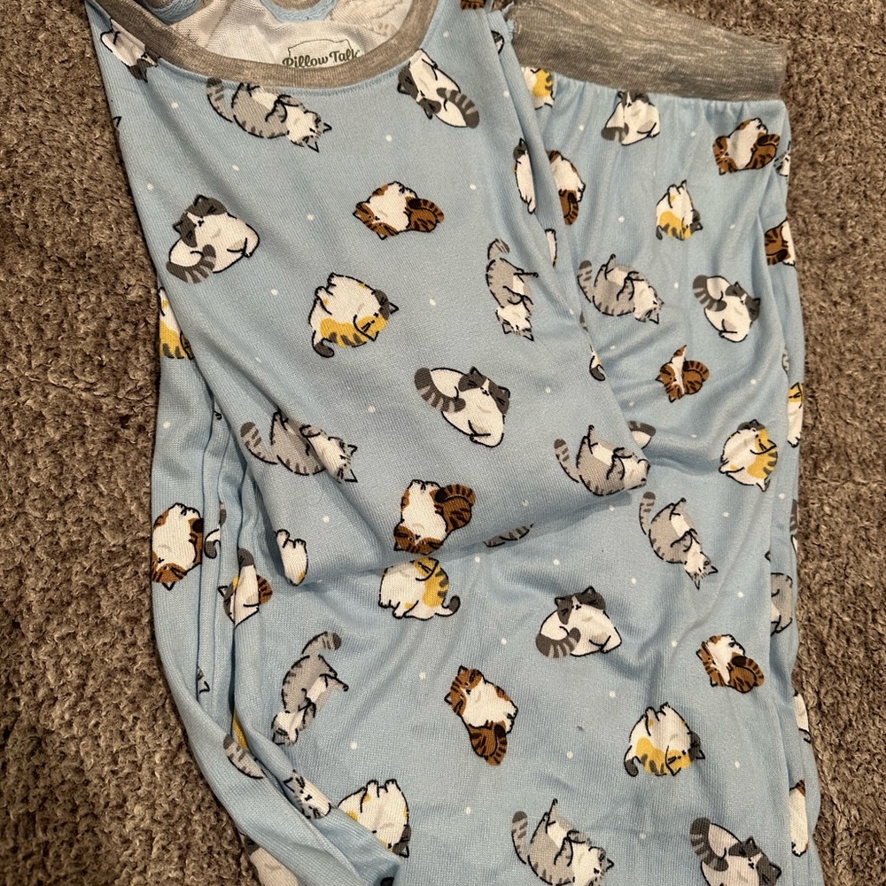 Pillow Talk Women’s Pajama Set - Light Blue with Cat Design